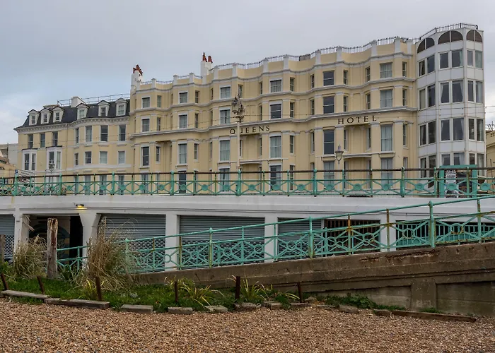 Queens Hotel & Spa